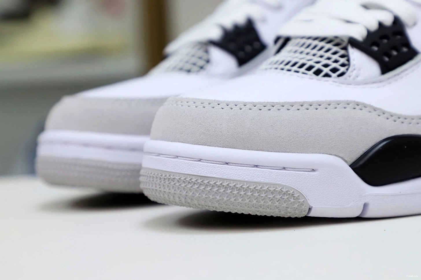 MILITARY AIR BLACK 4 JORDAN 0302